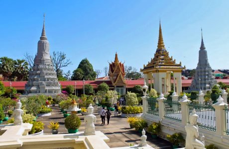 pagoda de plata mercado ruso Phnom Penh guia en tailandia tours