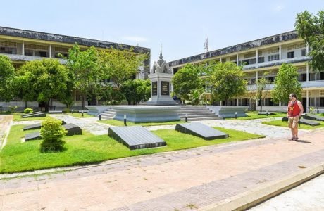 prisión mercado ruso Phnom Penh guia en tailandia tours