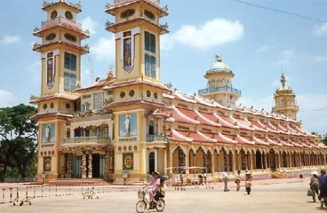 Tay Ninh Saigon guia en tailandia Vietnam tours